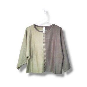 NWOT Wynne Layers Two-Tone Kimono Sleeve Knit Sweater Top in Sage Sz M